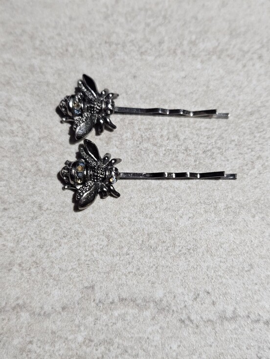 Accessories - Bee Motif Black Crystal Hair Pins - Women Accessories